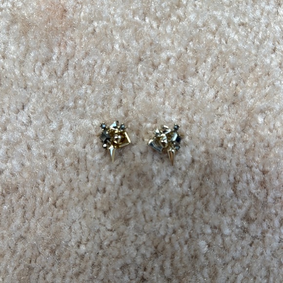 Gold Stud Earrings - Picture 1 of 1